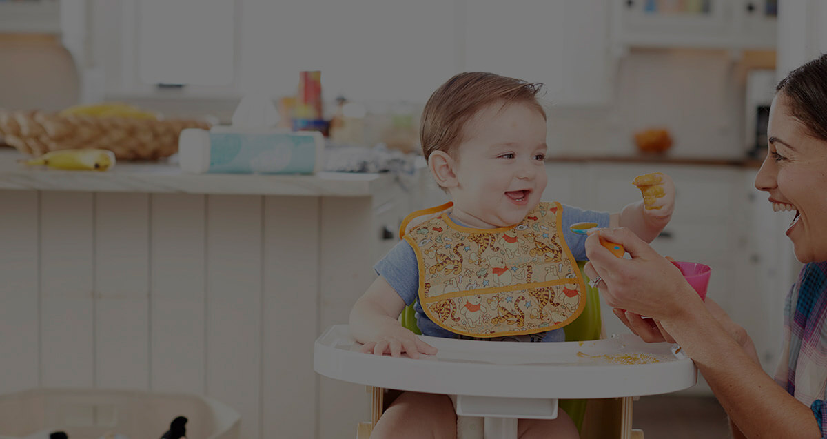 Huggies tiene consejos y recomendaciones sobre cómo amamantar a tu recién nacido y alimentar a bebés y niños pequeños.