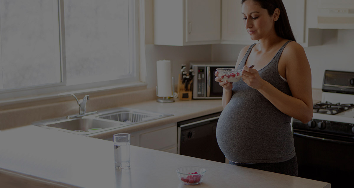 Pregnancy dieting tips and advice from Huggies.